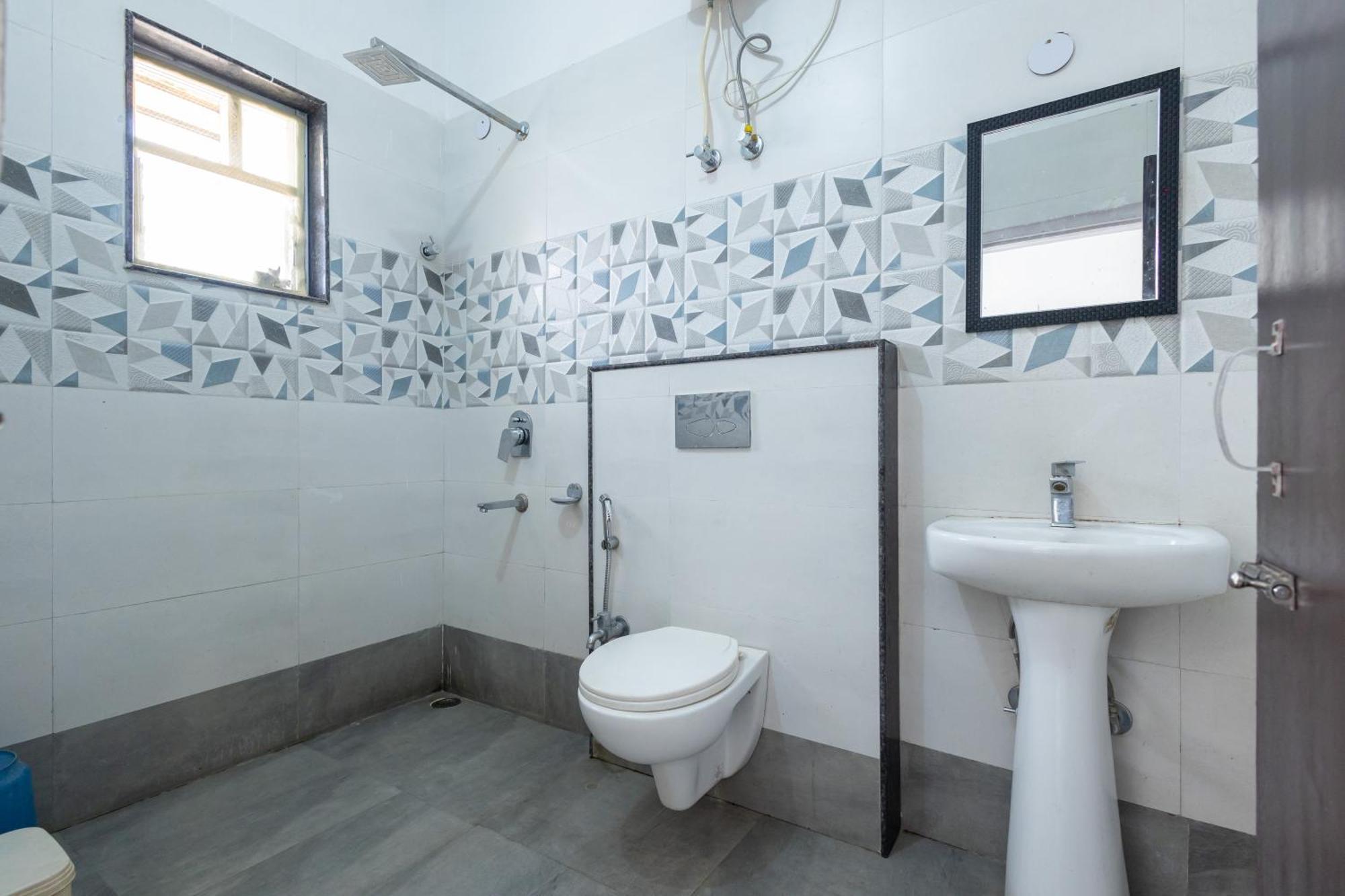 Maryada Maitri Resort -100 Rooms & 3 Banquets Siliguri Ngoại thất bức ảnh