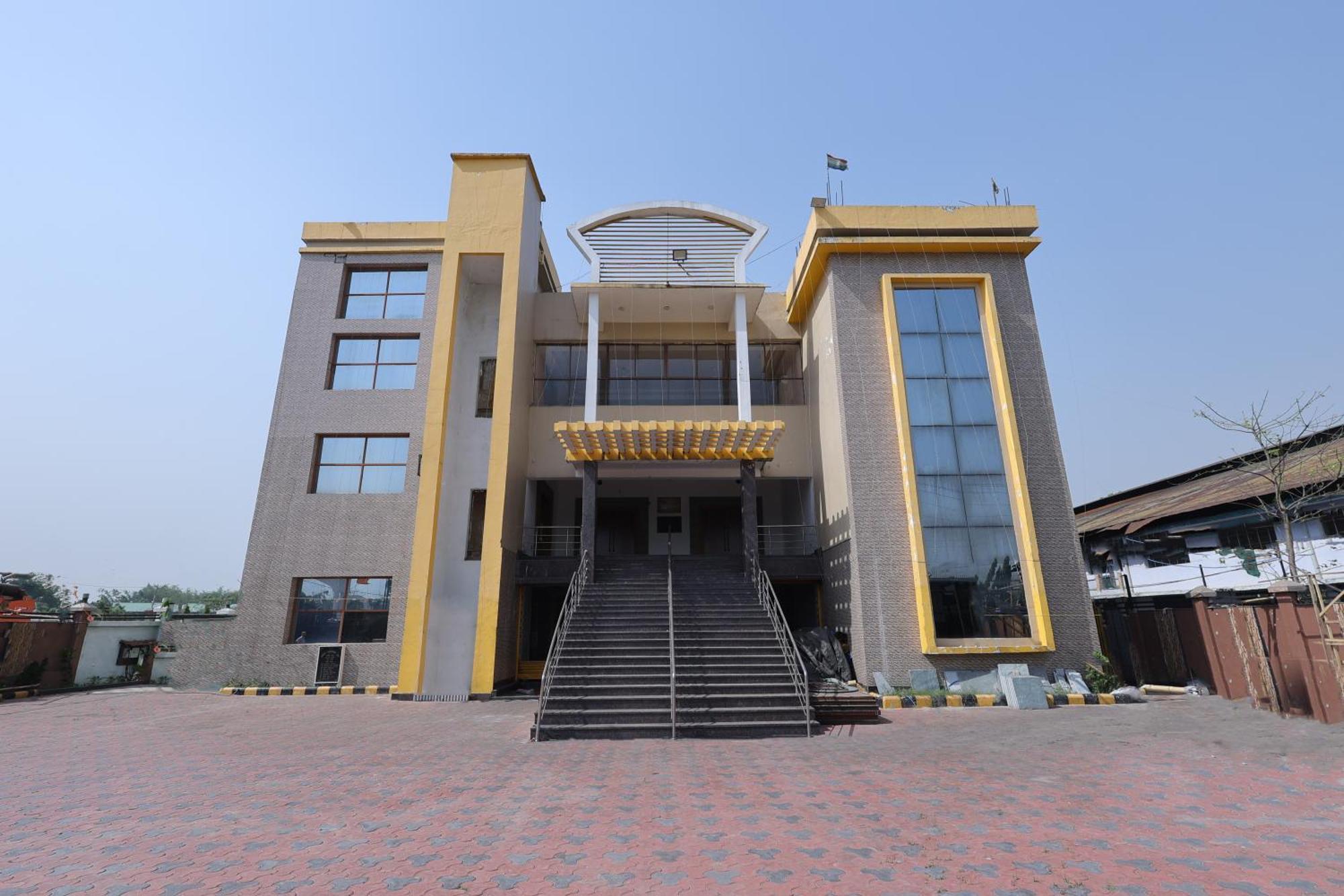 Maryada Maitri Resort -100 Rooms & 3 Banquets Siliguri Ngoại thất bức ảnh